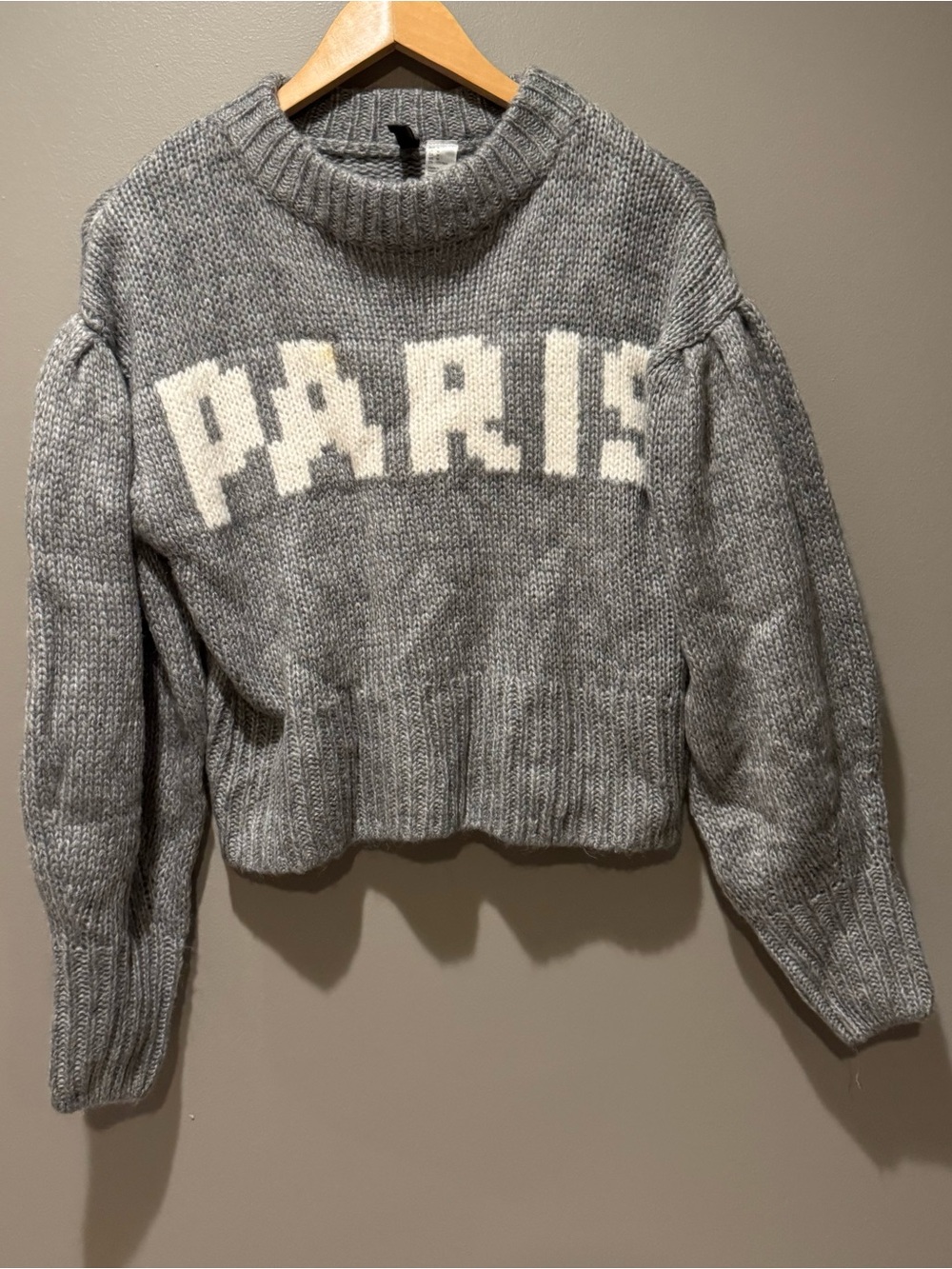 Paris Crewneck Crop Sweater by H & M - Picture 2 of 3